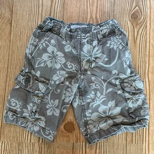 Old Navy Camo Hawaiian Print Cargo Shorts 5T